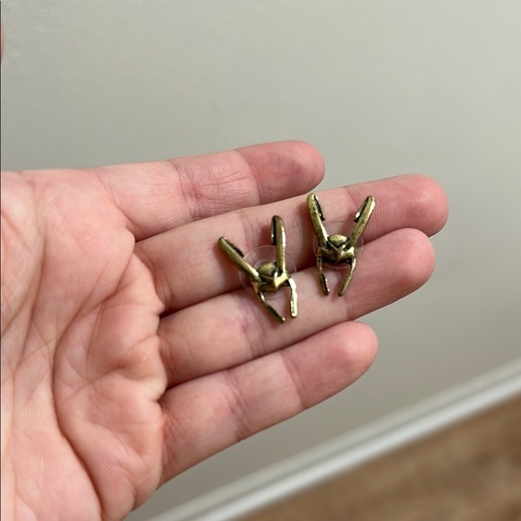 MARVEL | Loki Avengers Gold Stud Earrings - Picture 1 of 3